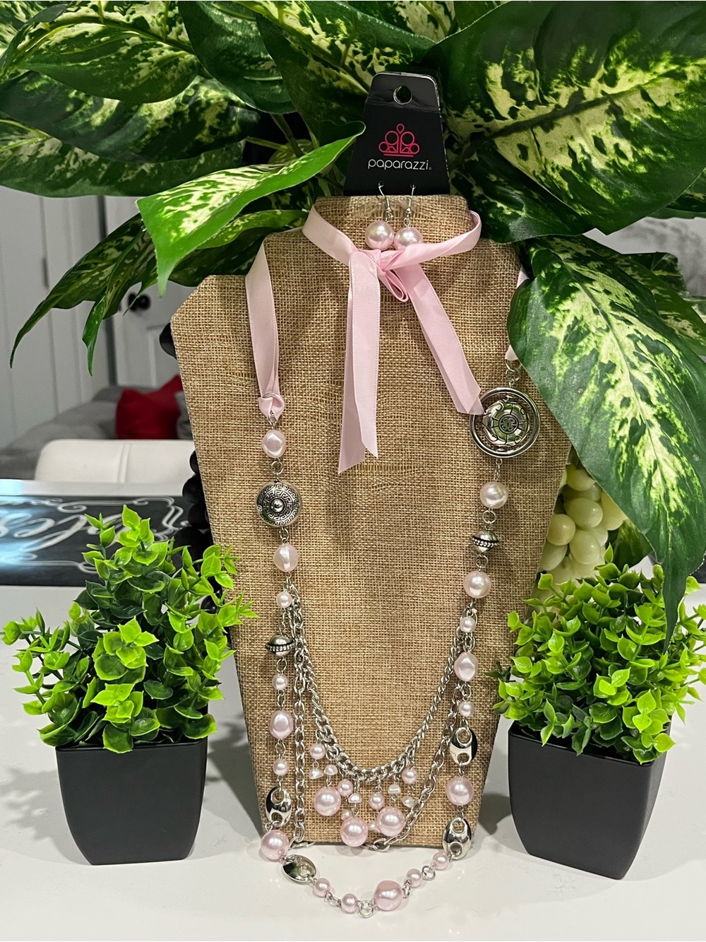 paparazzi Blush Pearl Layered Ribbon Necklace Set